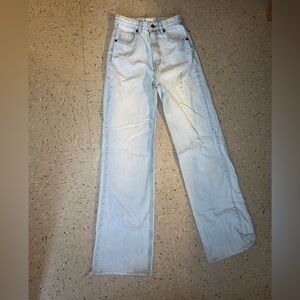Nwot! Zara women jeans. Size 0